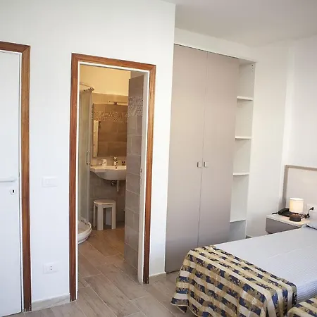 Thomas 3* マリーナ・ディ・カンポ