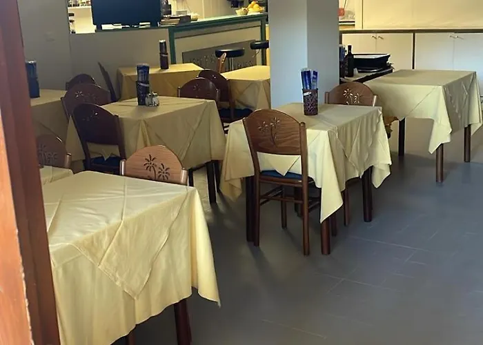 호텔 Thomas 마리나디캄포